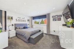 North Hayes Court | Goldenash | NN3