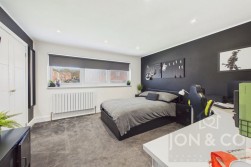 North Hayes Court | Goldenash | NN3