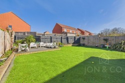 North Hayes Court | Goldenash | NN3