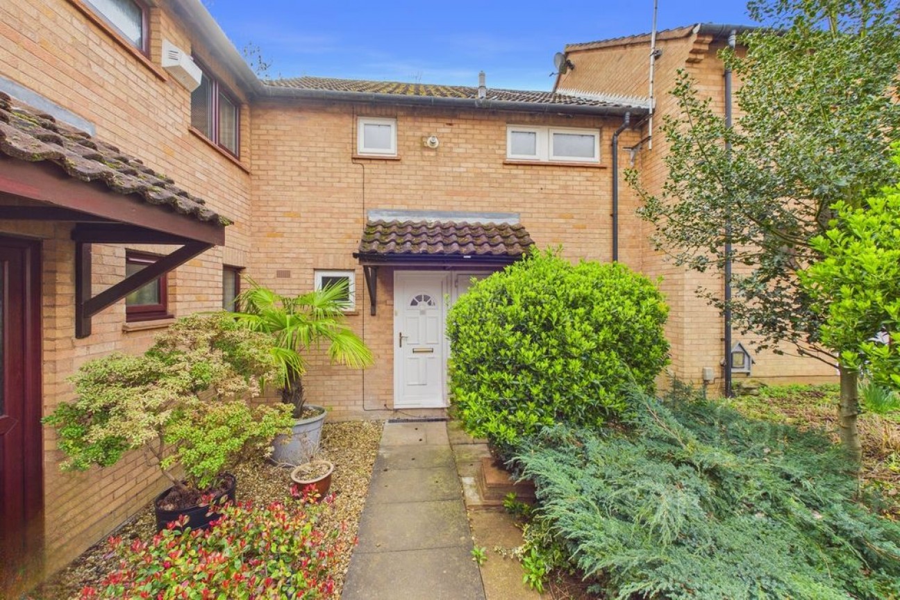 Flintcomb Rise | Woodfields | NN3