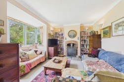 High Street | Wootton | NN4