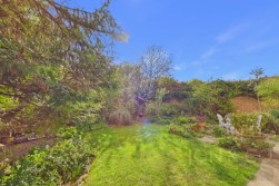 High Street | Wootton | NN4