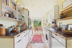 High Street | Wootton | NN4
