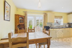 School Road | Mawsley | NN14