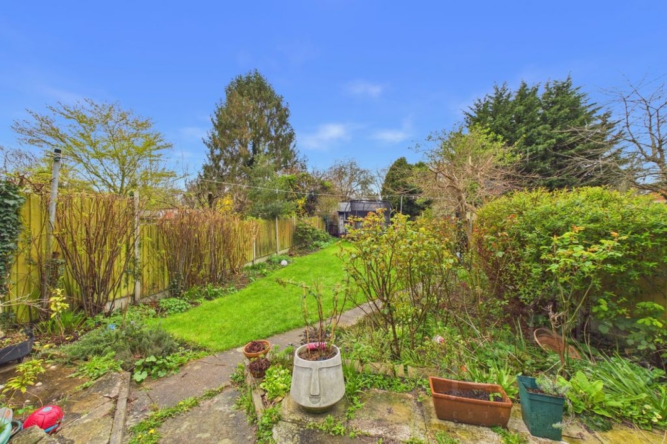 Fullingdale Road | Headlands | NN3
