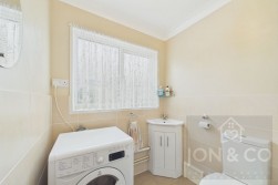 Isham Close | Kingsthorpe | NN2