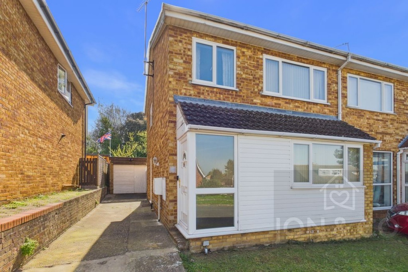 Fallow Walk | Kingsthorpe | NN2