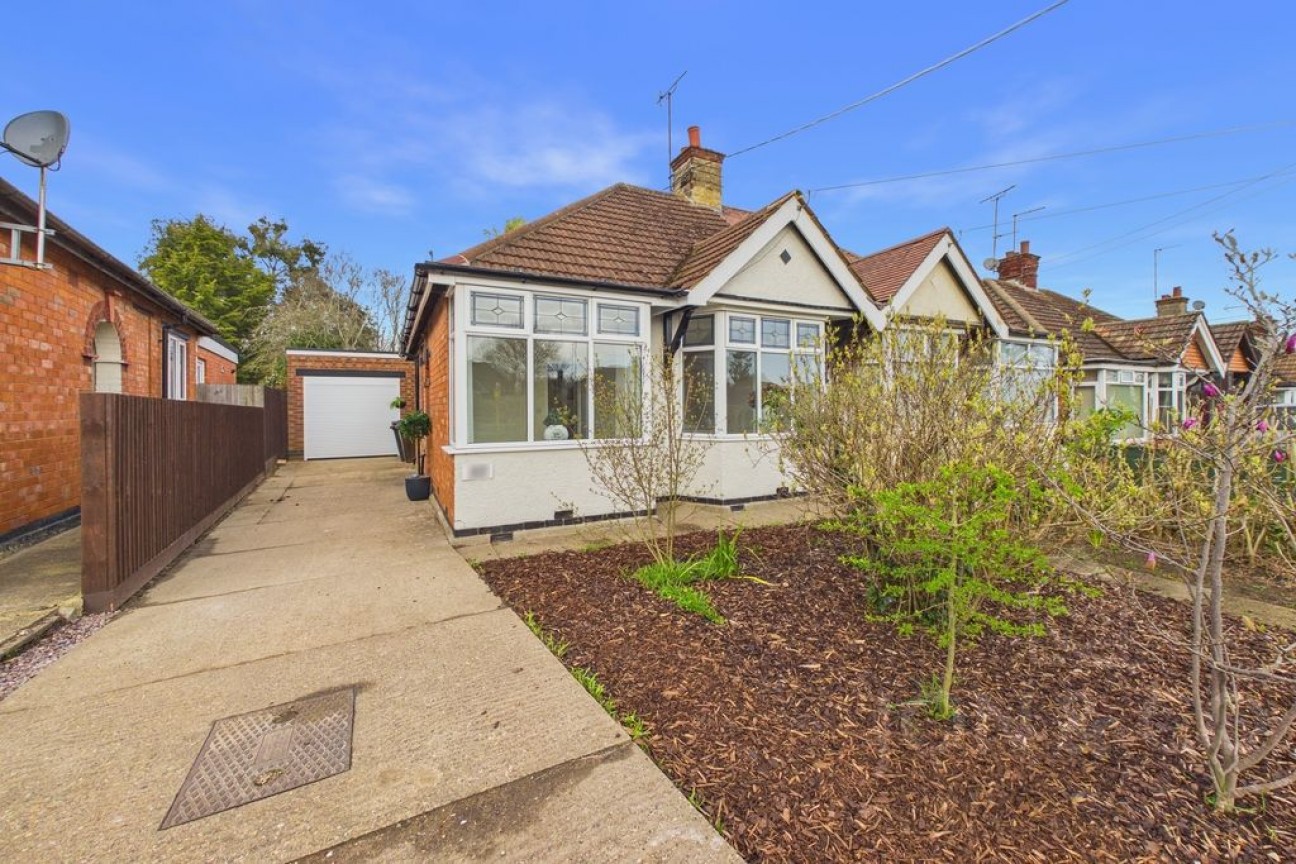 Northampton Lane South | Moulton | NN3