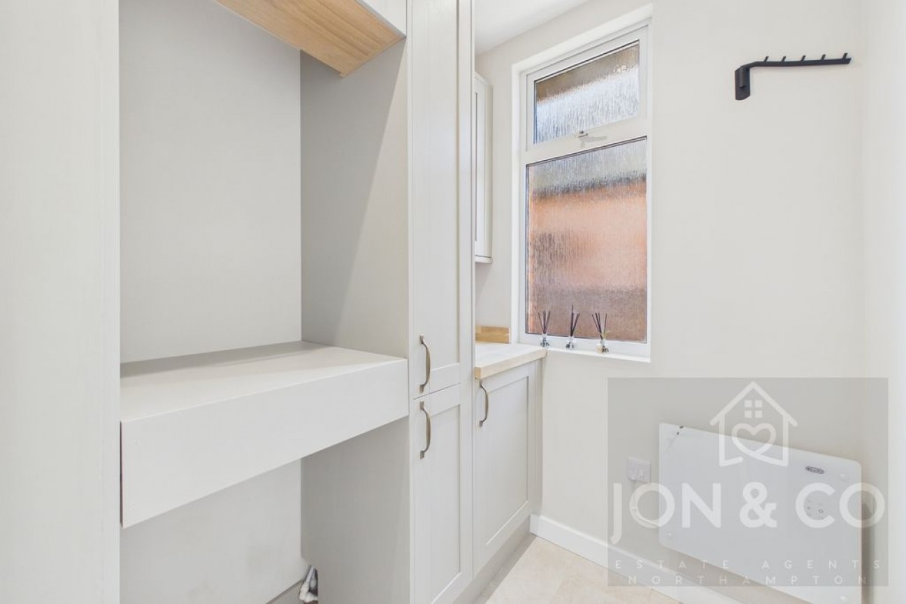 Northampton Lane South | Moulton | NN3