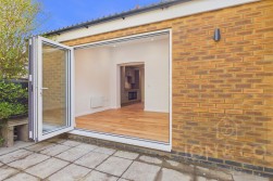 Northampton Lane South | Moulton | NN3