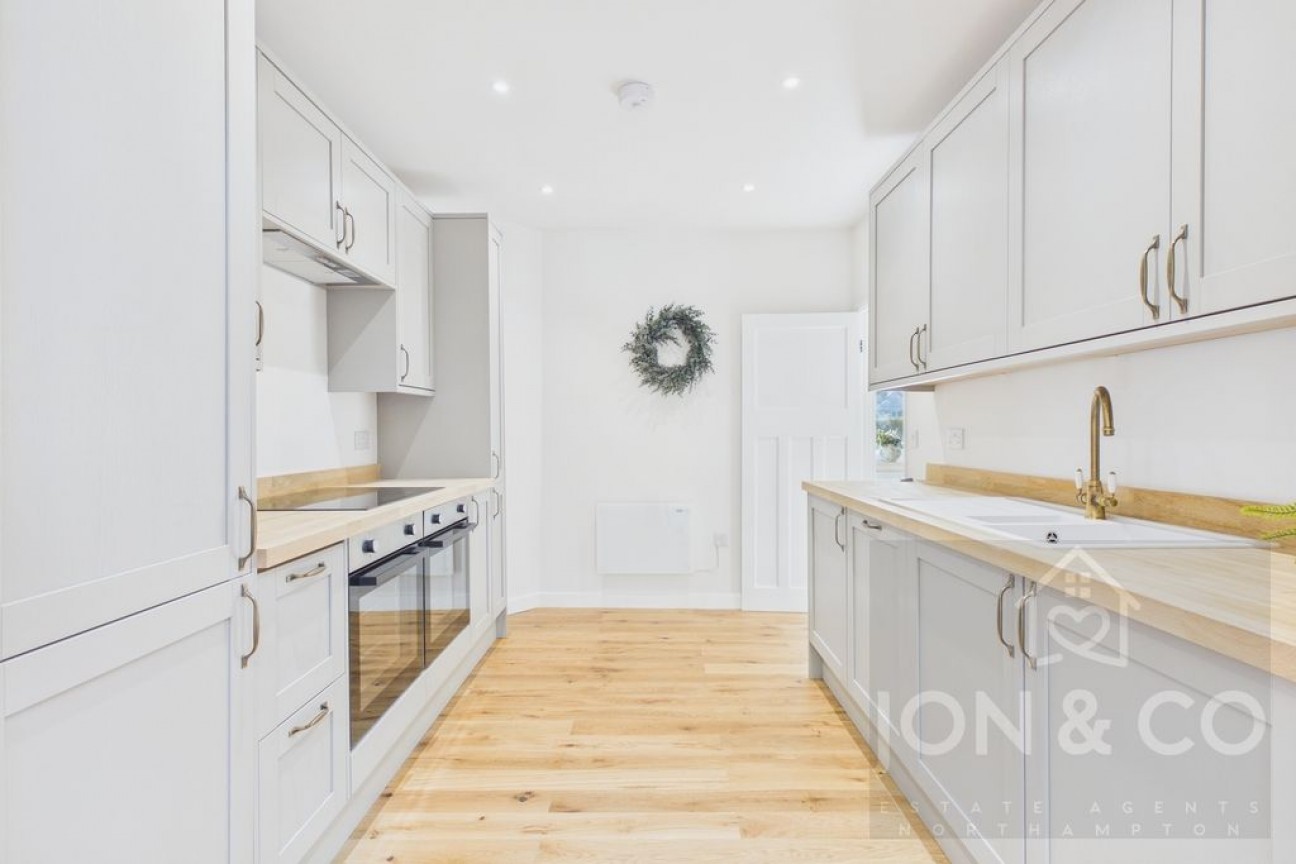 Northampton Lane South | Moulton | NN3