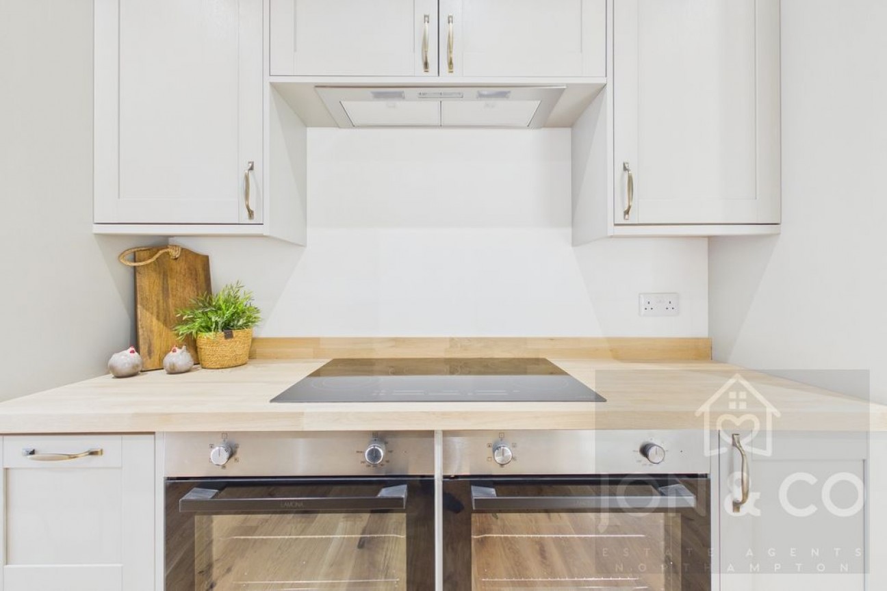 Northampton Lane South | Moulton | NN3