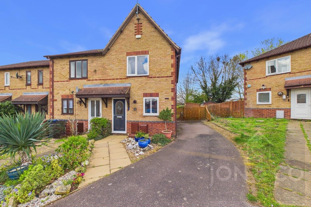 Braemar Cresent | East Hunsbury | NN4