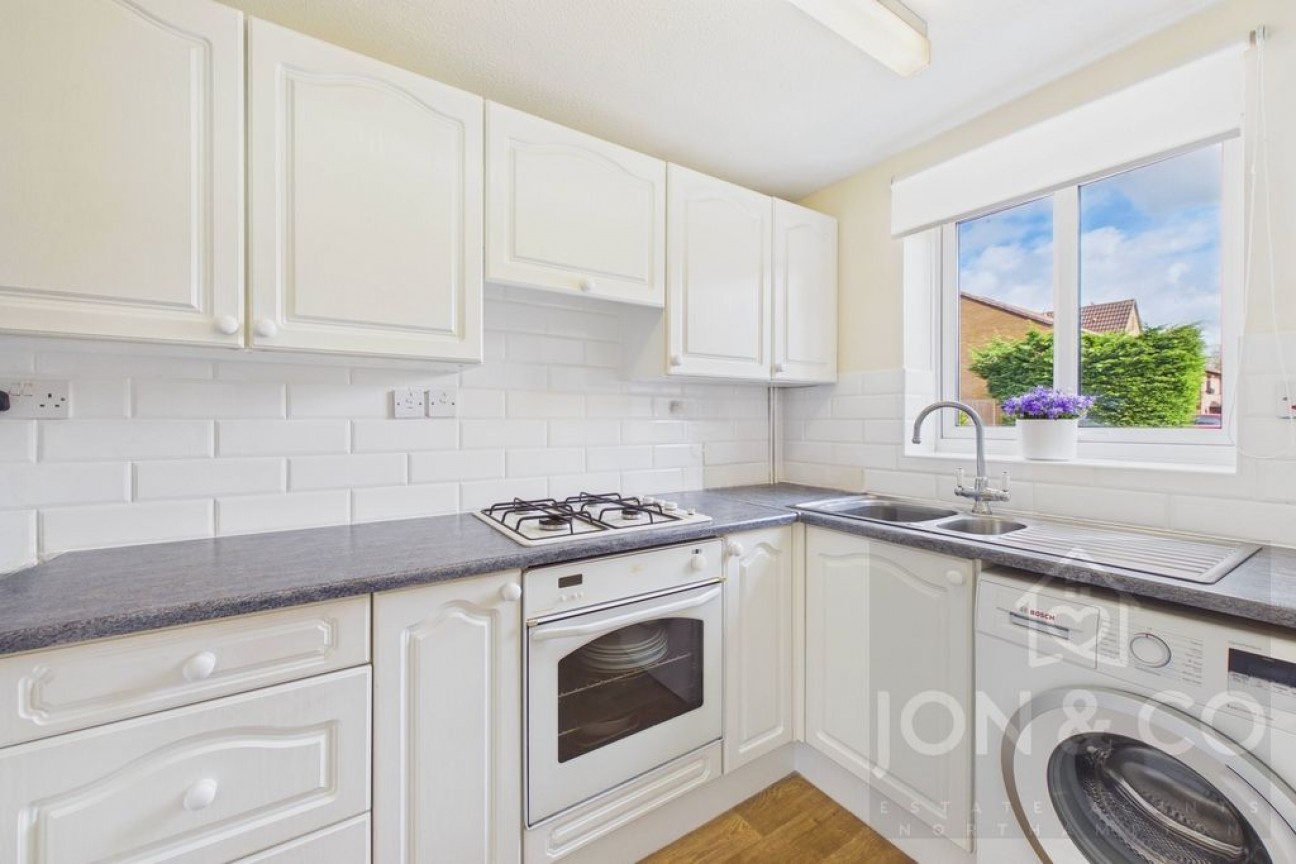 Braemar Cresent | East Hunsbury | NN4