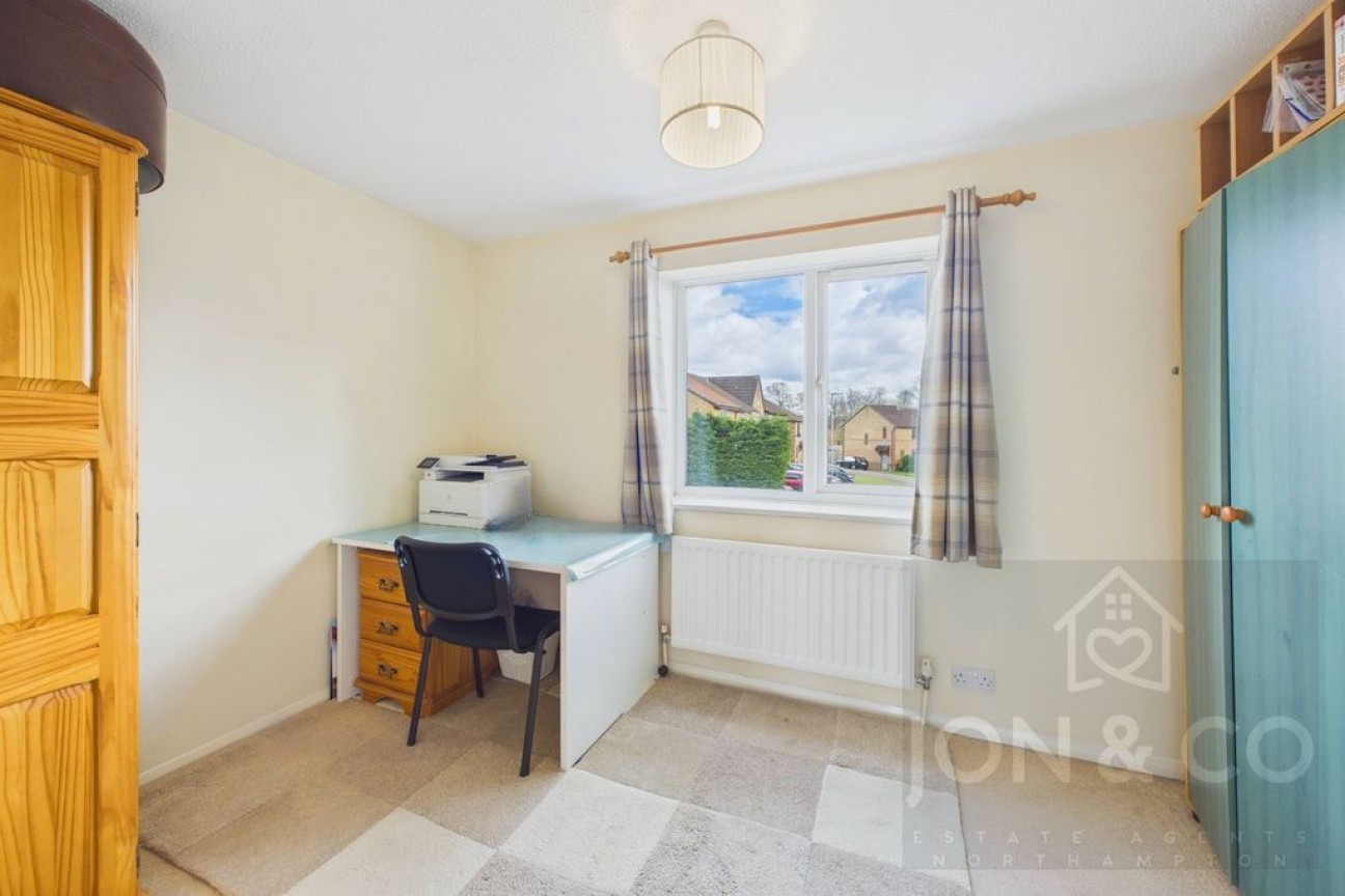 Braemar Cresent | East Hunsbury | NN4