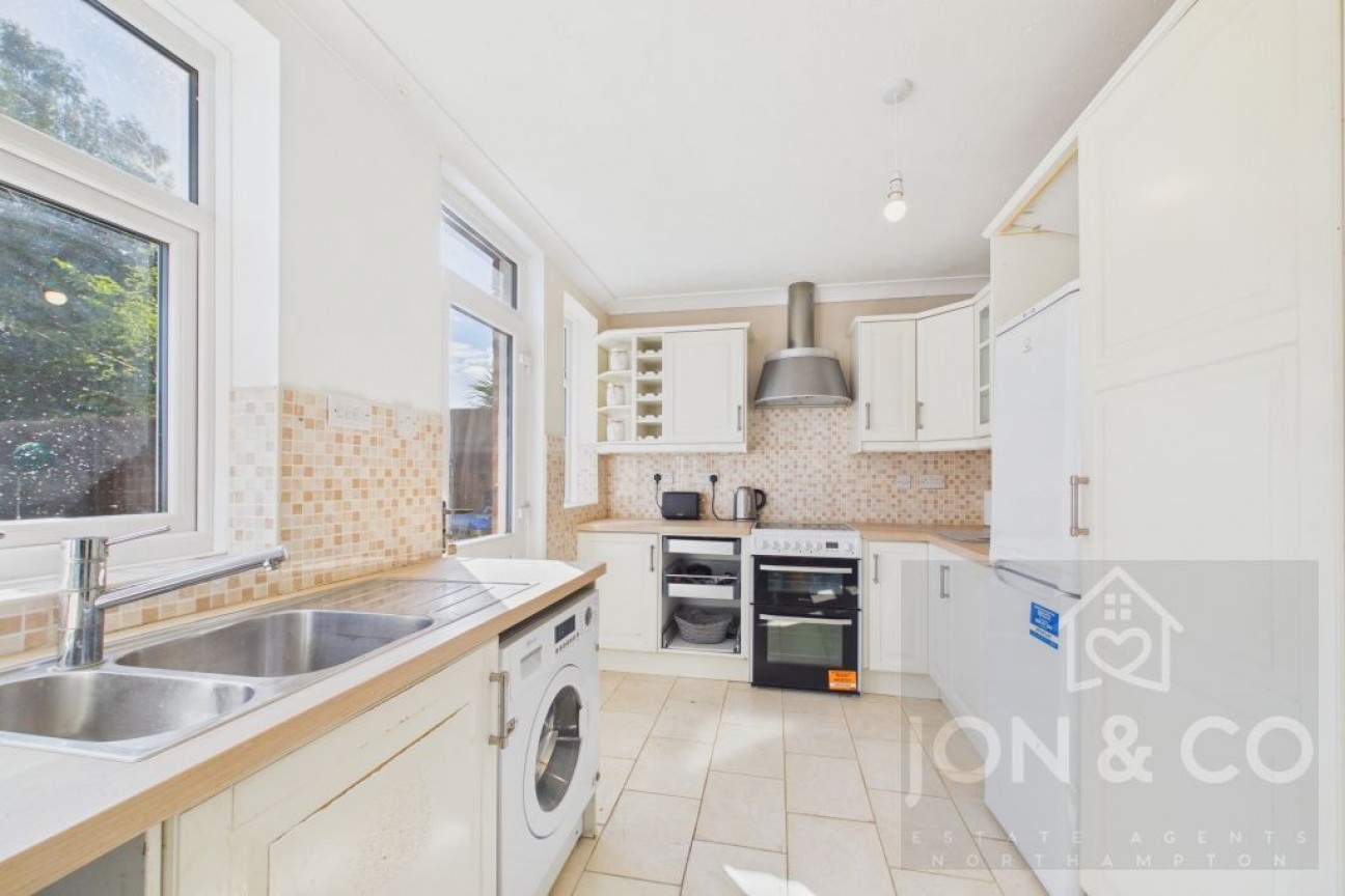 Danefield Road | Abington | NN3