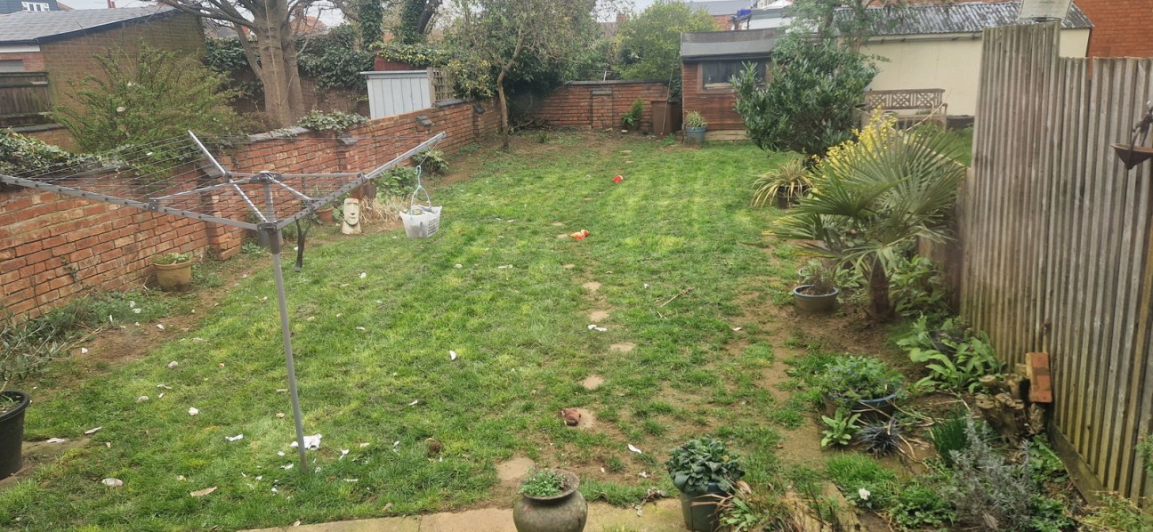 Broadway East | Abington | NN3