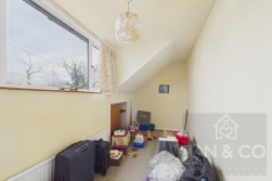 Northampton Lane South | Moulton | NN3