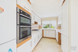 Pine Crescent | Overstone Solarium | NN6