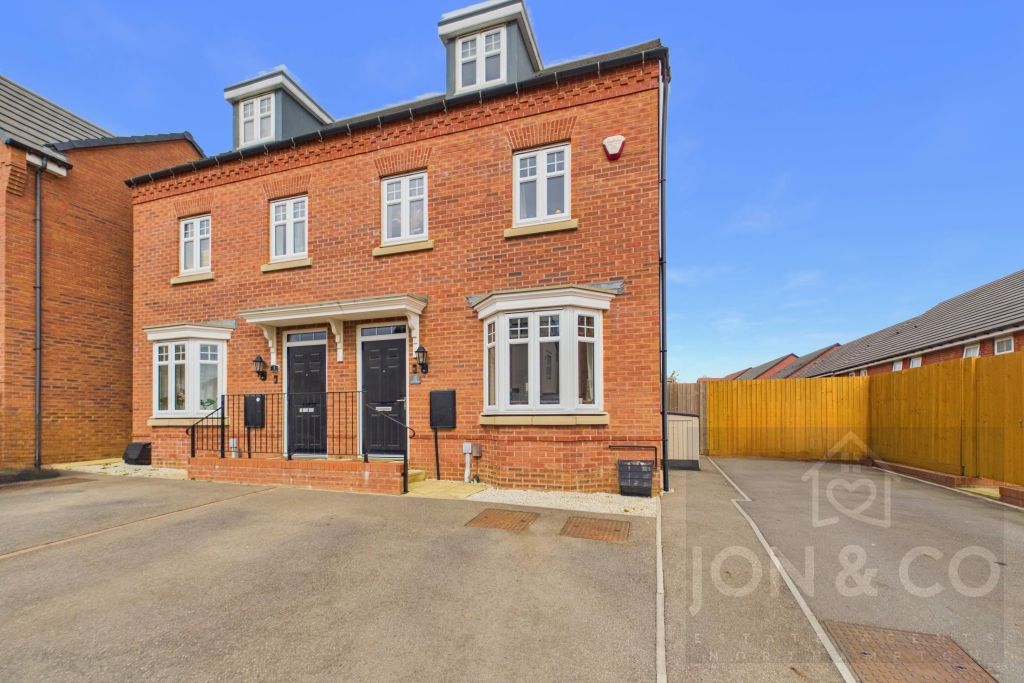 Dickens Close | Moulton | NN3