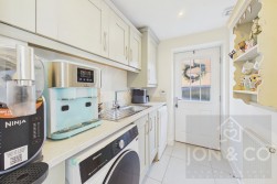 Lavender Hill | Moulton | NN3