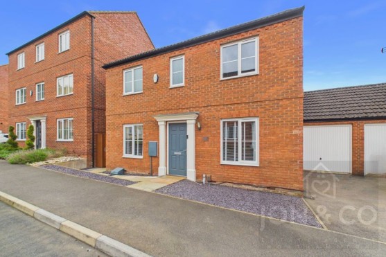 Hedgerow Lane | Little Billing | NN3