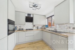 Hedgerow Lane | Little Billing | NN3