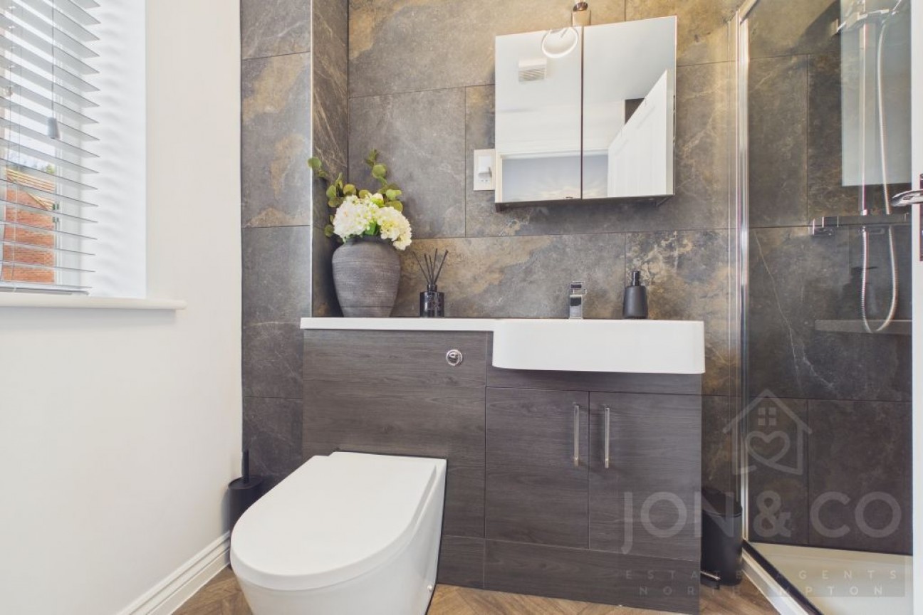 Hedgerow Lane | Little Billing | NN3