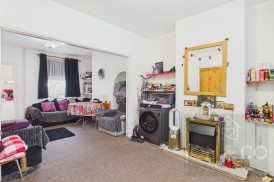 Military Road | The Mounts | NN1