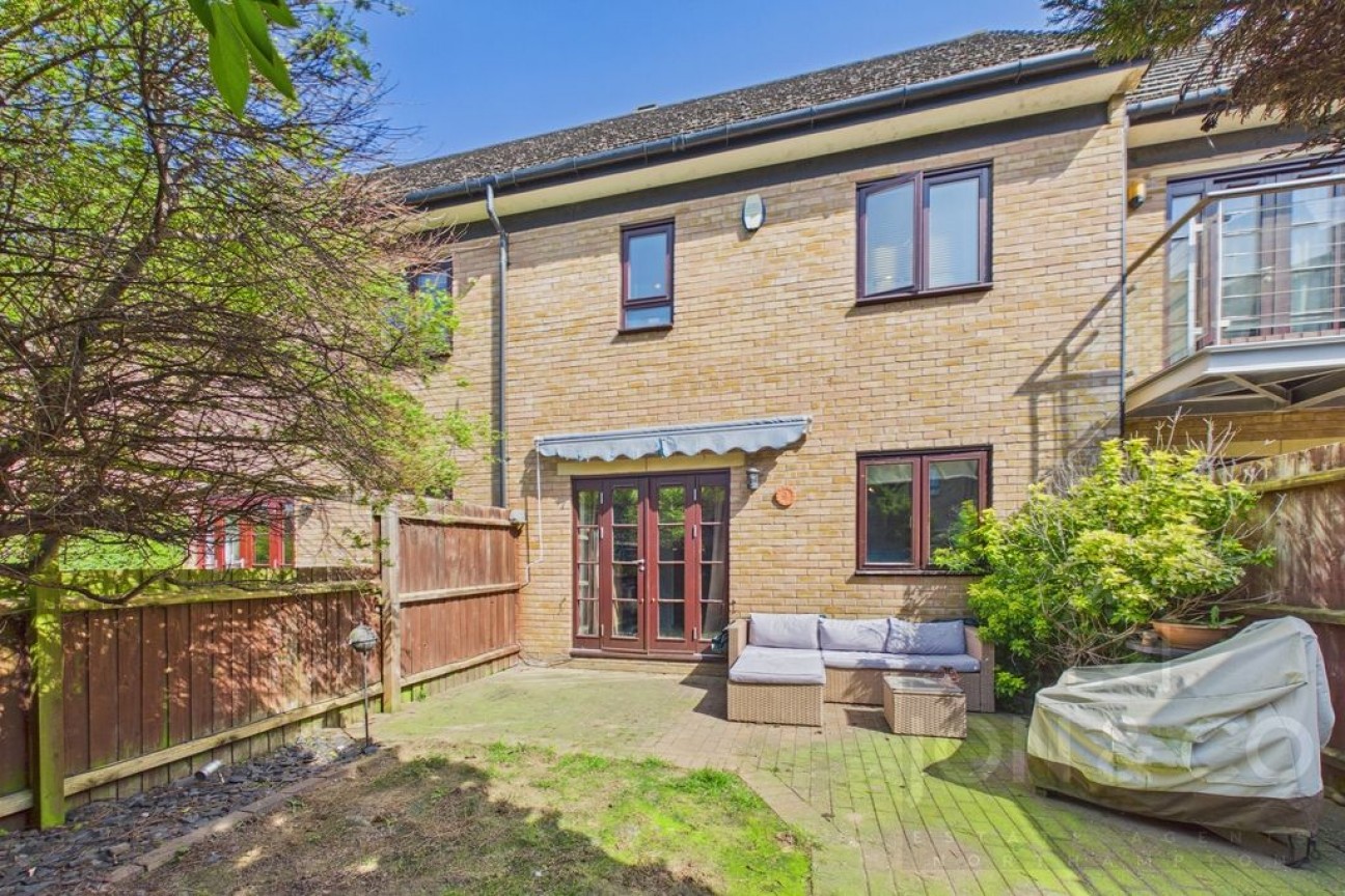 Park Corner | St James | NN5