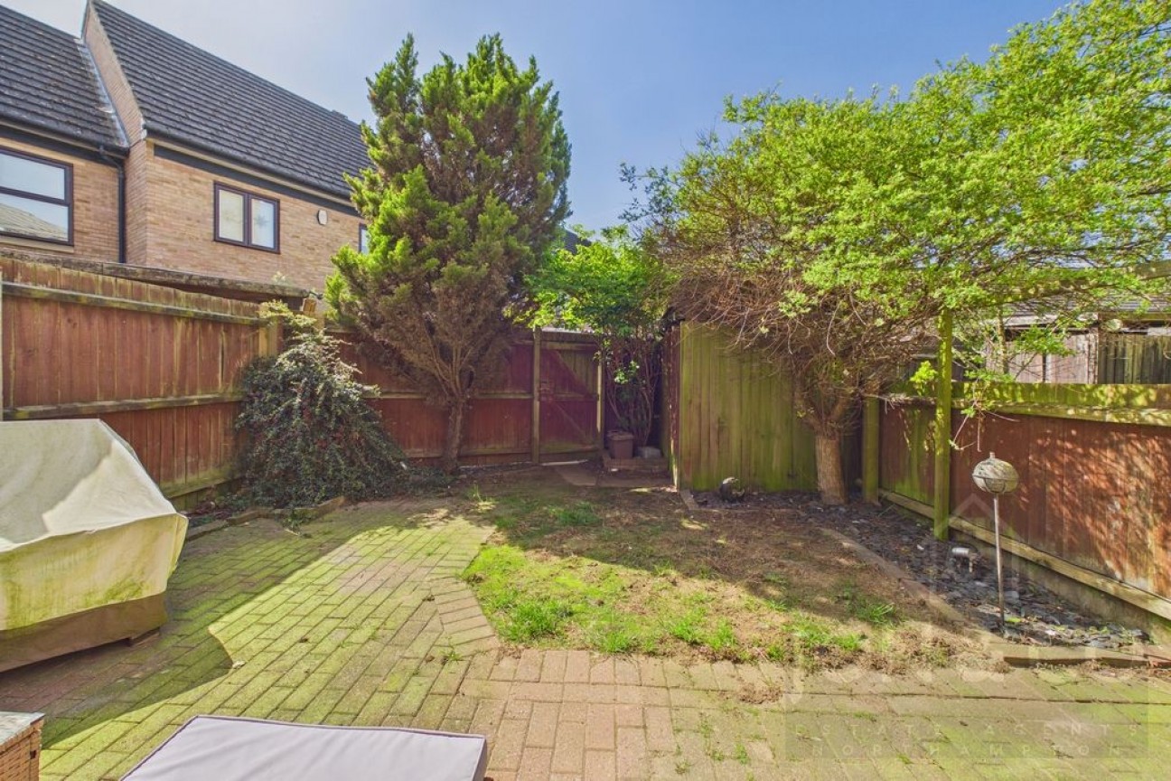 Park Corner | St James | NN5