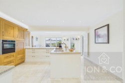 Albion Court | Little Harrowden | NN9