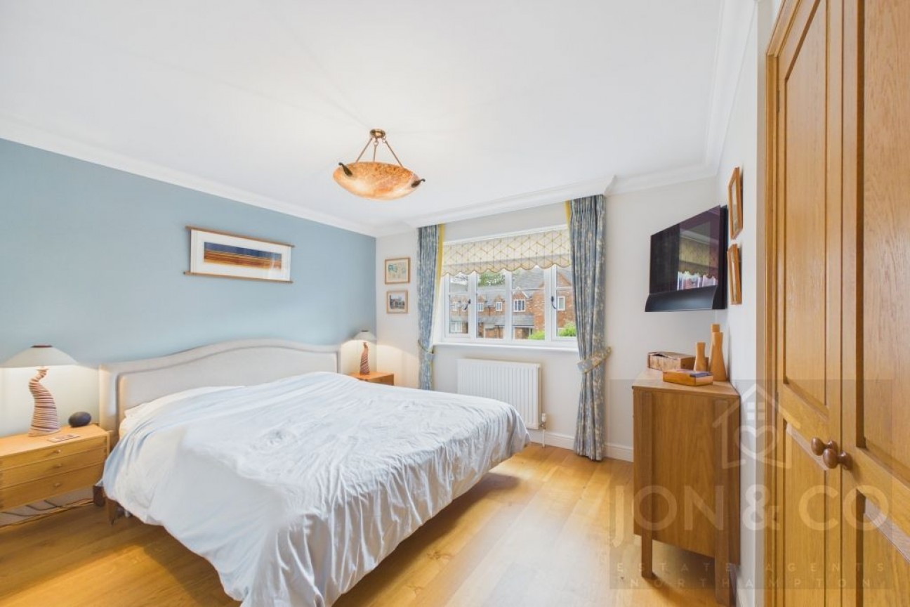 Albion Court | Little Harrowden | NN9