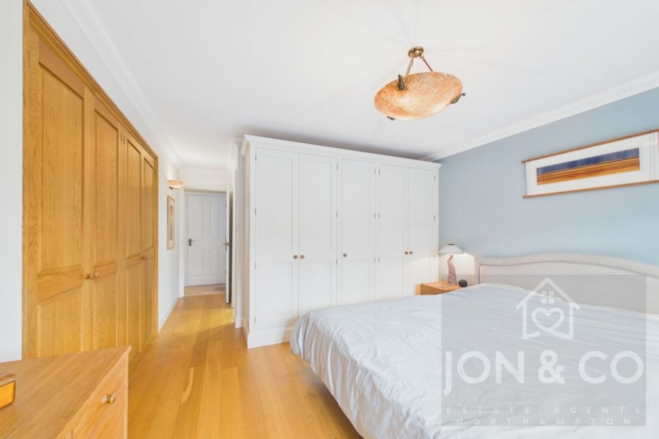 Albion Court | Little Harrowden | NN9