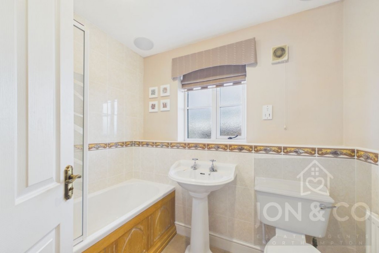 Albion Court | Little Harrowden | NN9