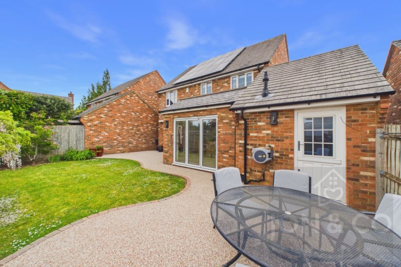 Albion Court | Little Harrowden | NN9