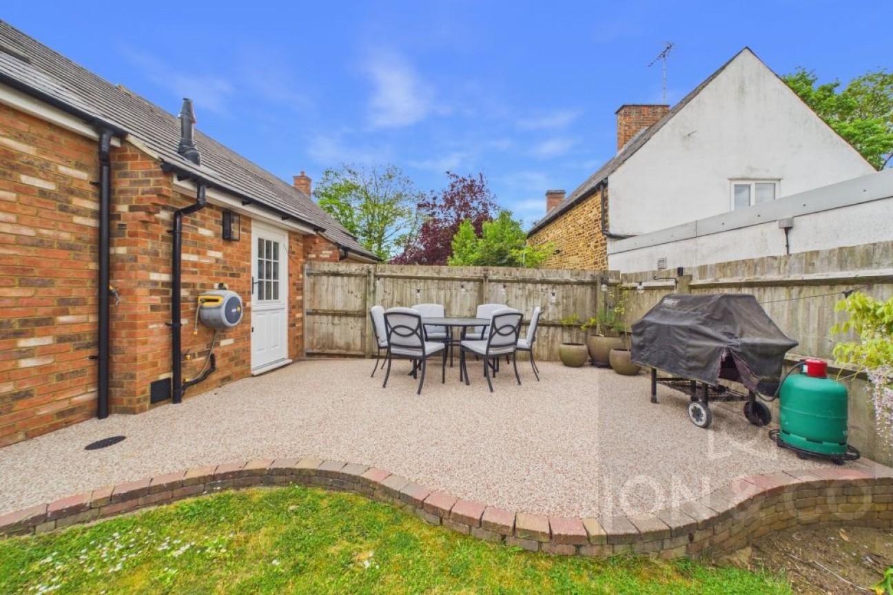 Albion Court | Little Harrowden | NN9