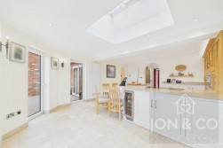 Albion Court | Little Harrowden | NN9