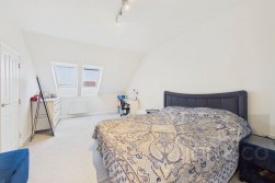 Higgs Close | Overstone Gate | NN6