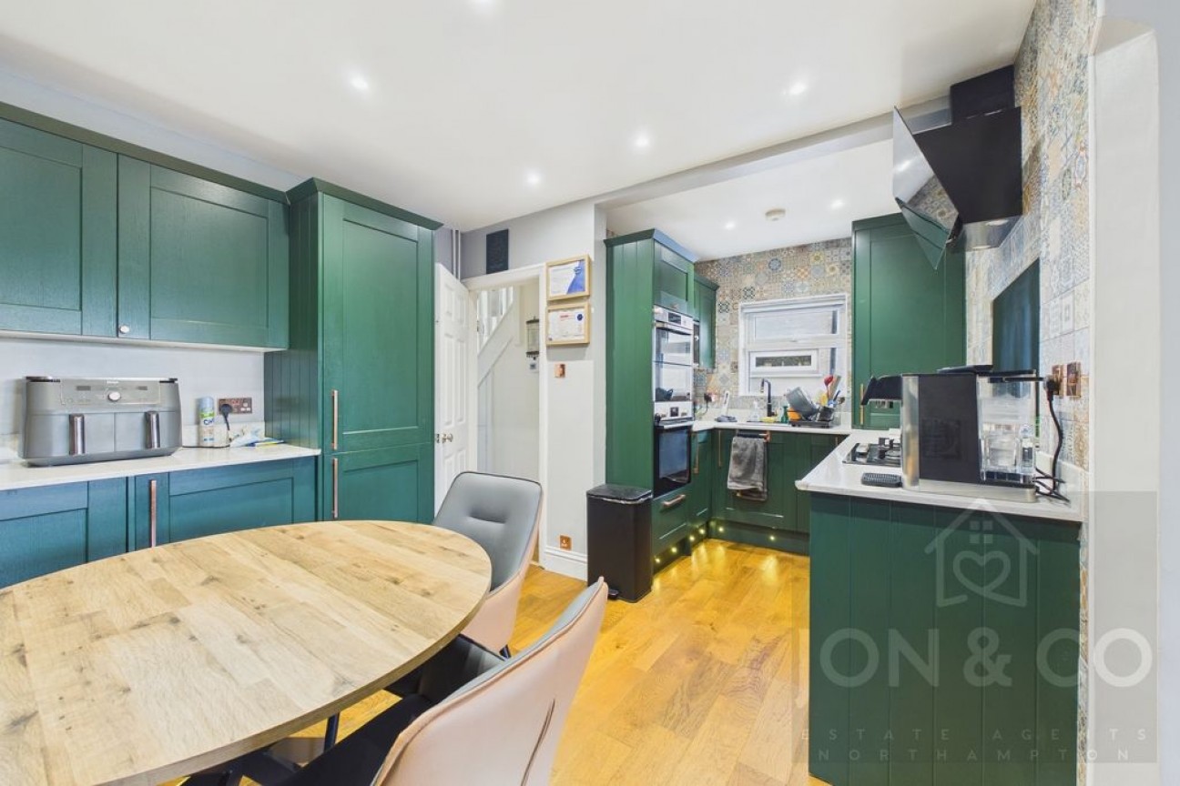 The Headlands | Headlands | NN3