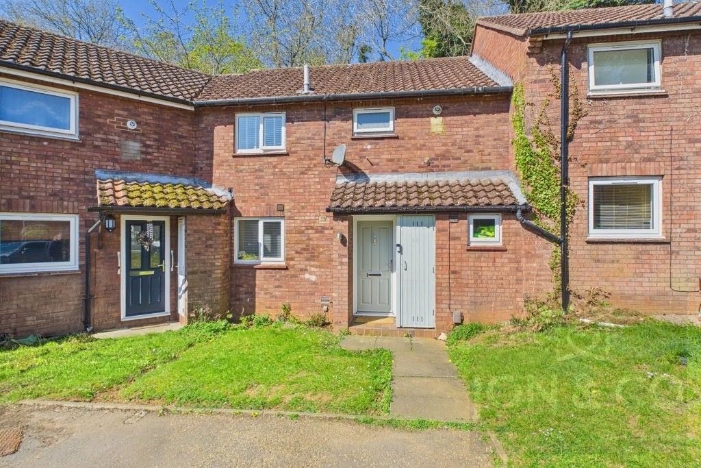 Lark Rise | Woodfields | NN3