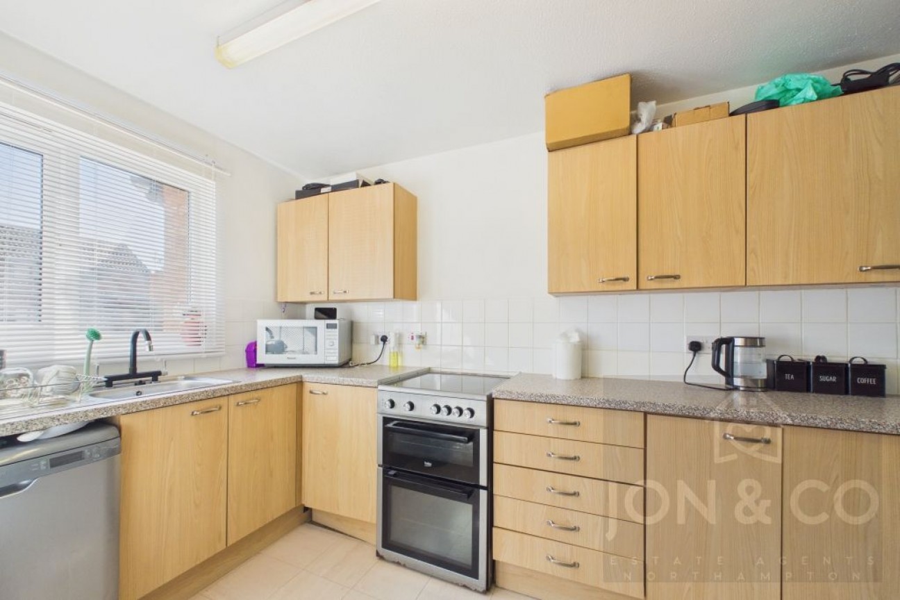 Lark Rise | Woodfields | NN3