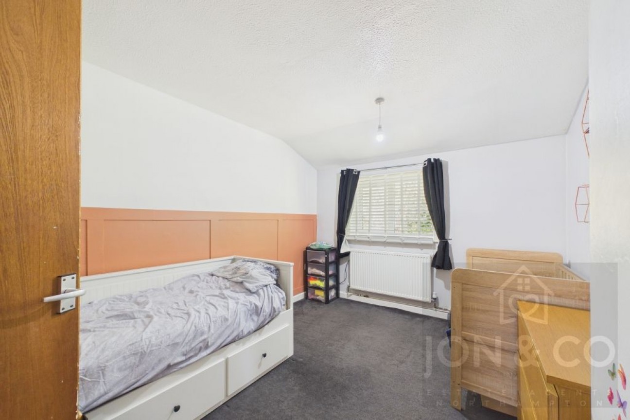 Lark Rise | Woodfields | NN3
