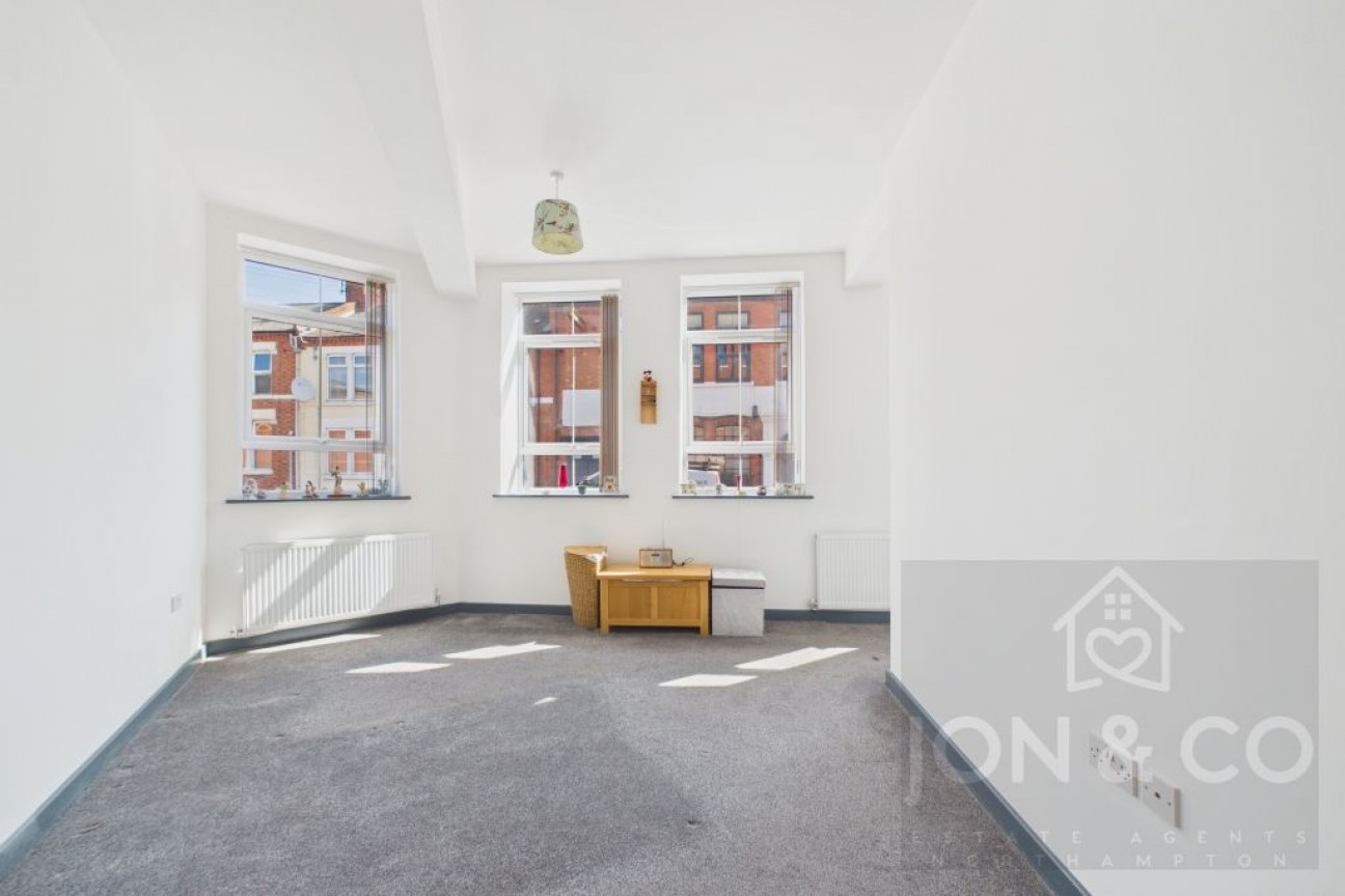 Artizan Road | Abington | NN1