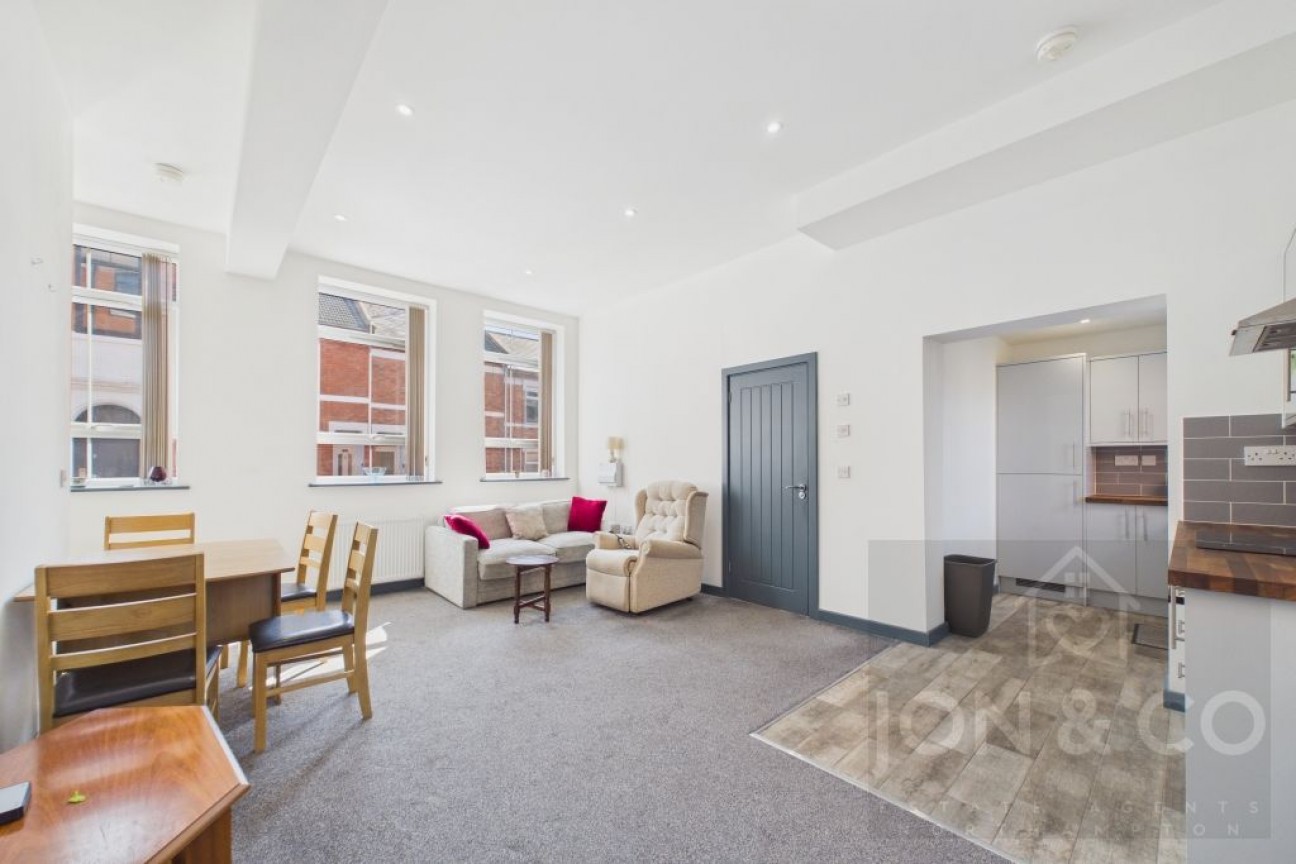 Artizan Road | Abington | NN1