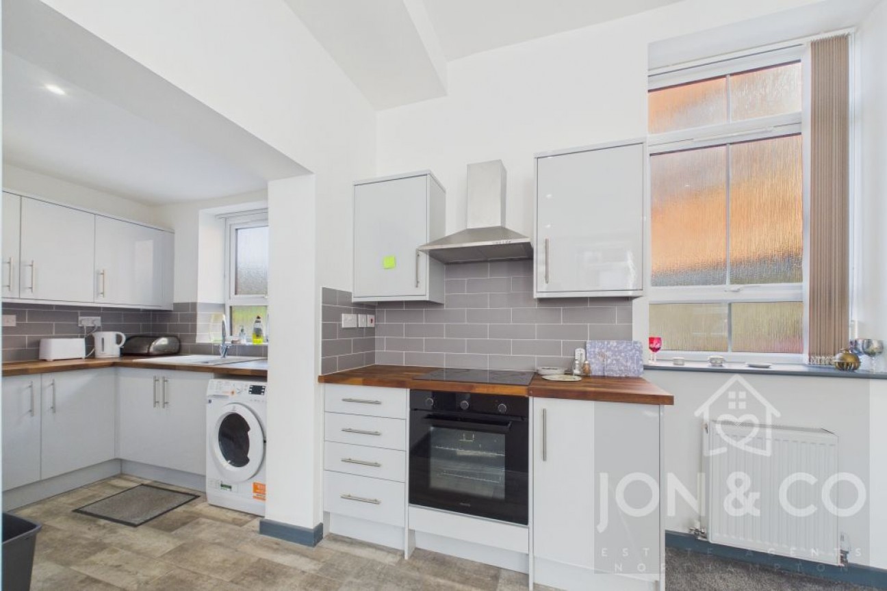 Artizan Road | Abington | NN1