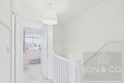 Damselfly Road | Pineham | NN4