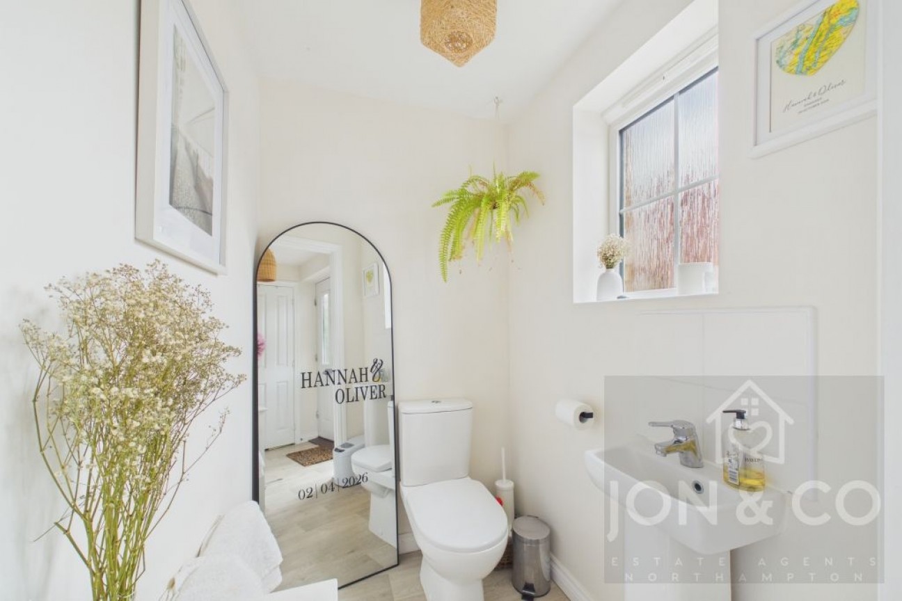 Damselfly Road | Pineham | NN4