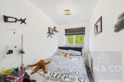 Kingmaker Way | Buckingham Fields| NN4