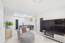 Stratford Drive | Overstone Gate | NN6